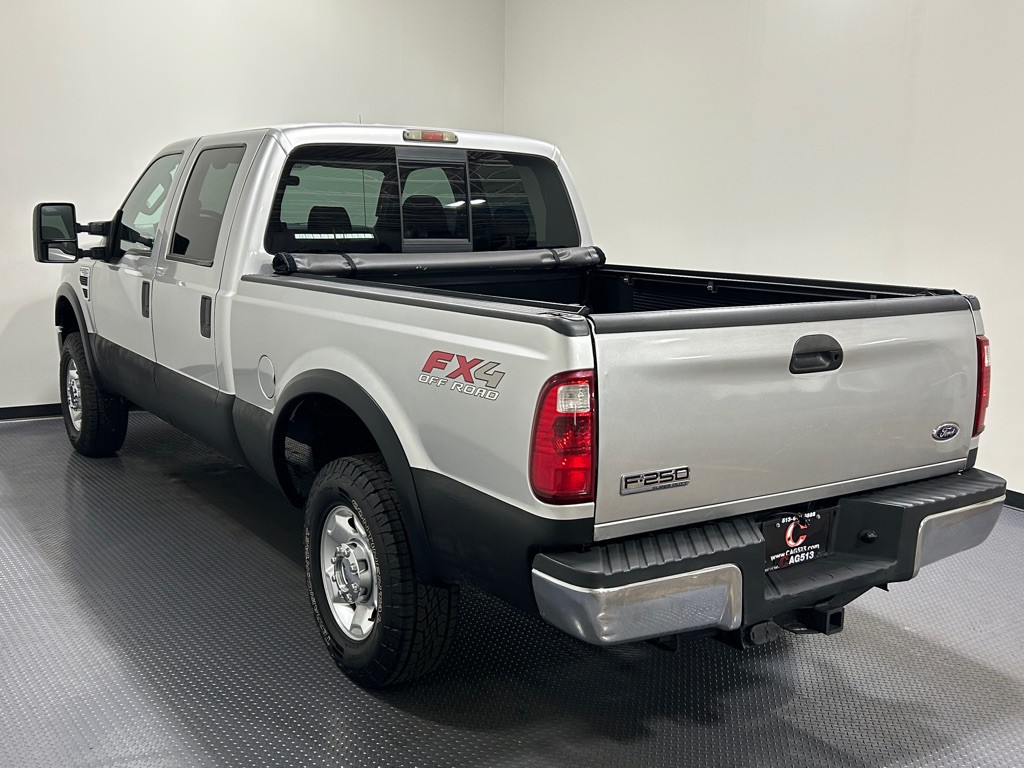 2010 Ford F-250 Image 7