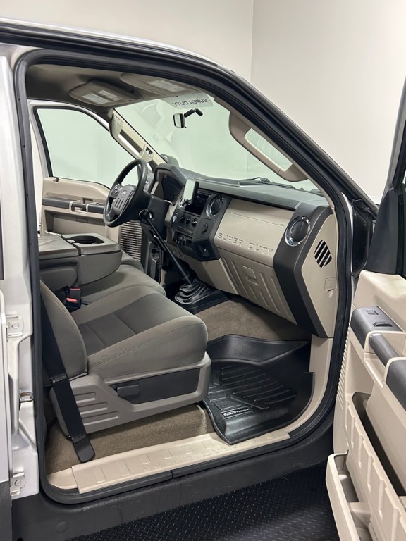 2010 Ford F-250 Image 11