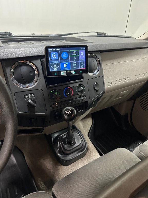 2010 Ford F-250 Image 14