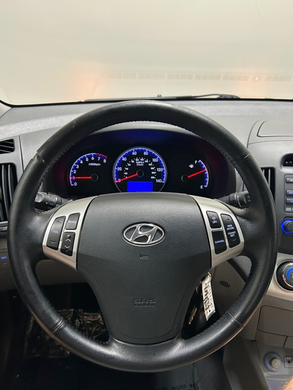 2009 Hyundai Elantra Image 15