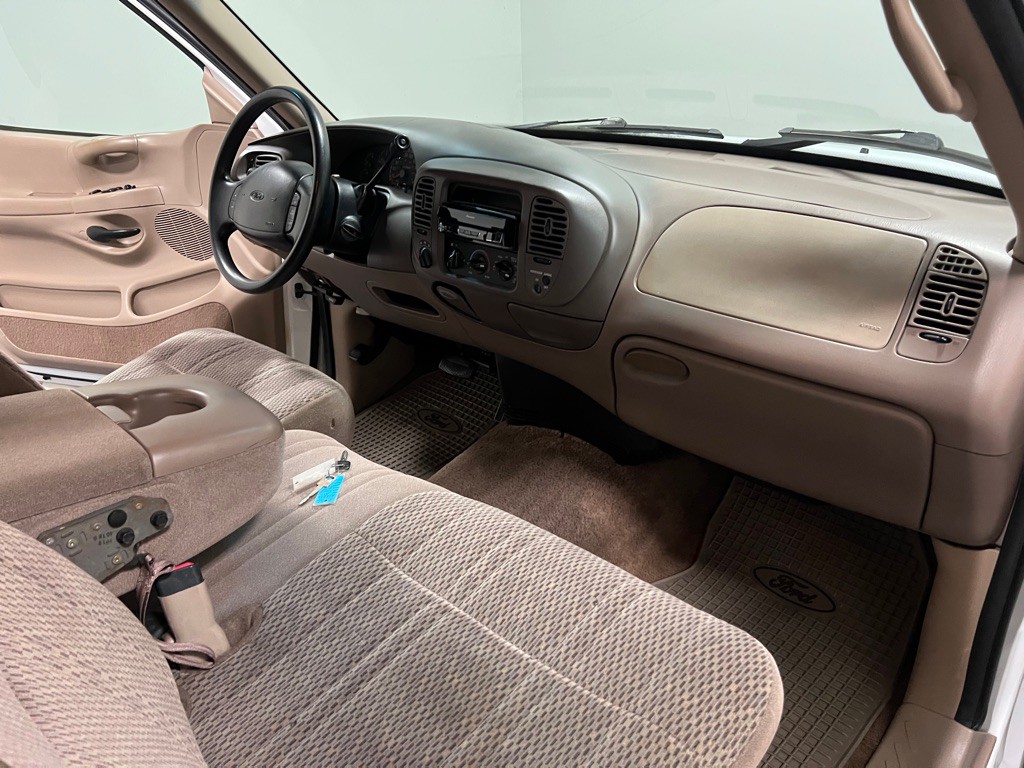 1997 Ford F-150 Image 12