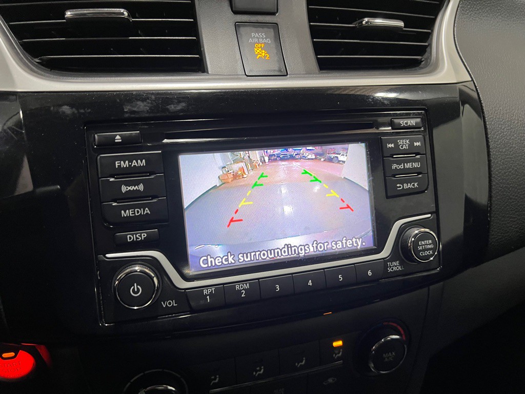 2017 Nissan Sentra Image 8