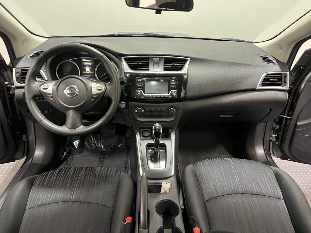 2017 Nissan Sentra Image 14