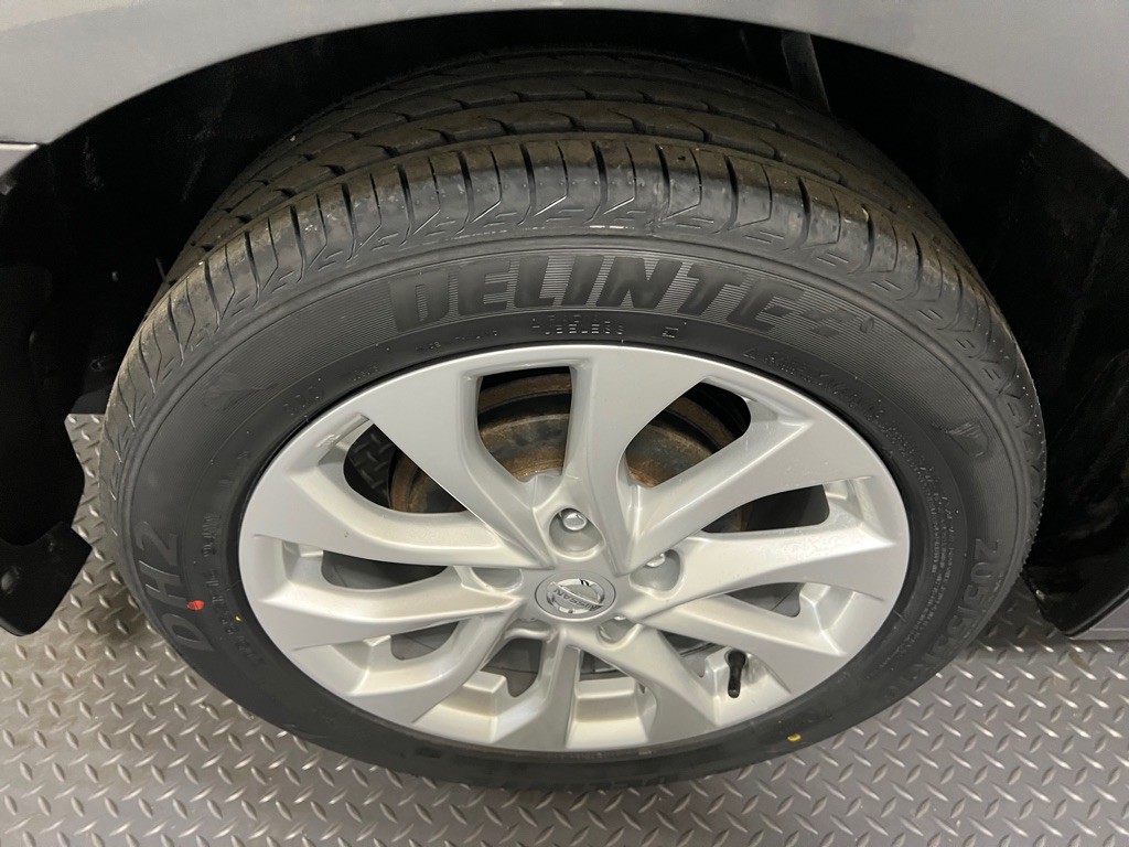 2017 Nissan Sentra Image 20