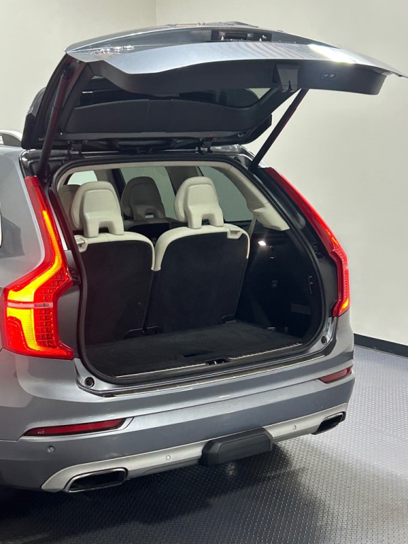 2017 Volvo XC90 Image 13