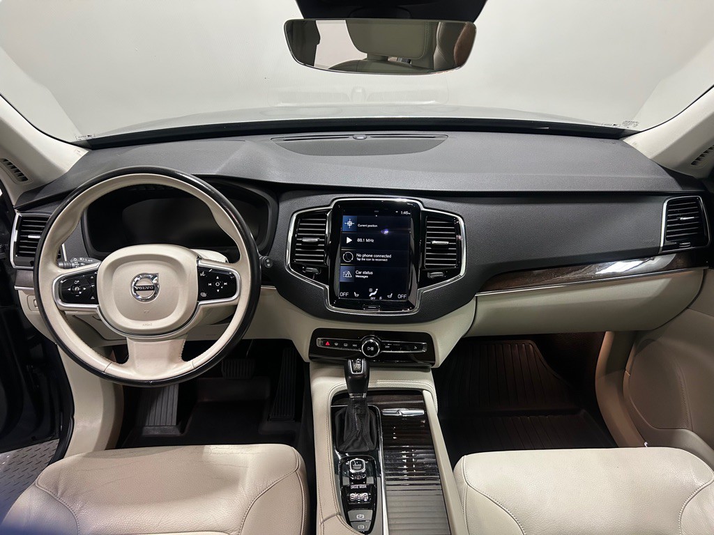 2017 Volvo XC90 Image 14