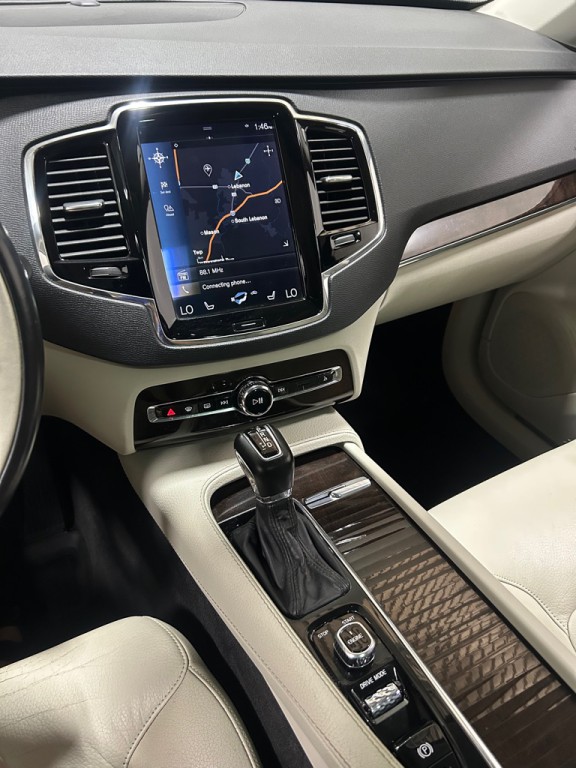 2017 Volvo XC90 Image 15