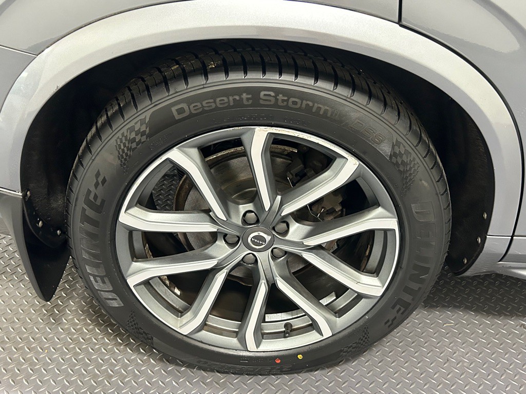 2017 Volvo XC90 Image 21