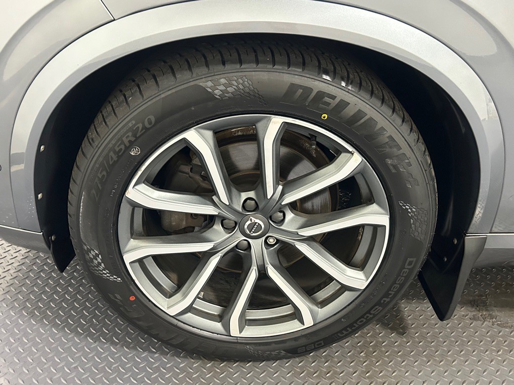 2017 Volvo XC90 Image 23