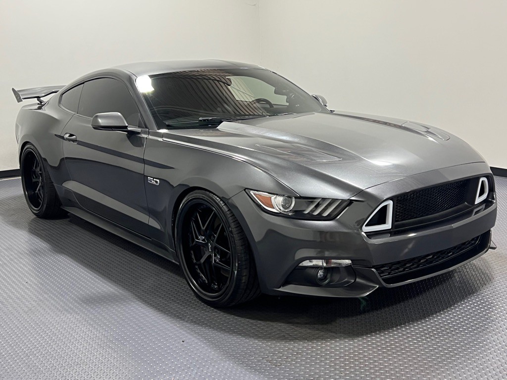 2017 Ford Mustang Image 4
