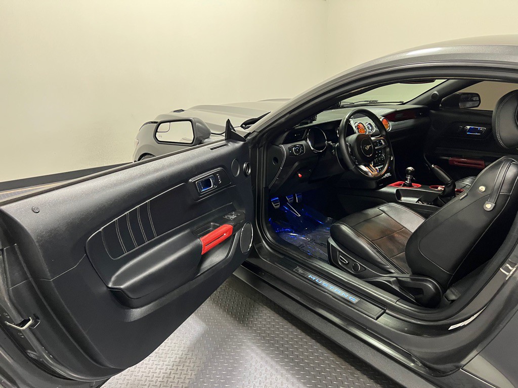 2017 Ford Mustang Image 10