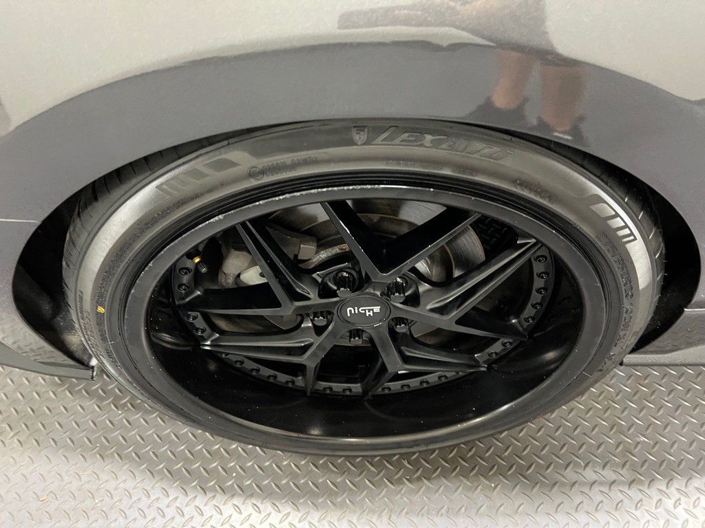 2017 Ford Mustang Image 18