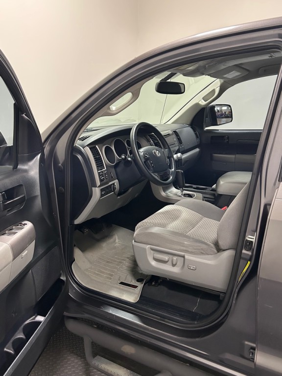2012 Toyota Tundra Image 8