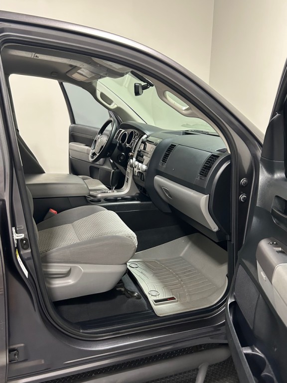 2012 Toyota Tundra Image 11