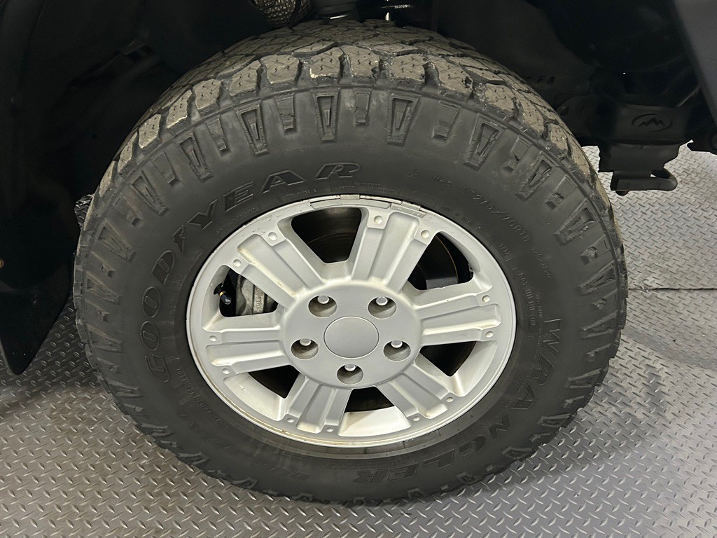 2012 Toyota Tundra Image 17