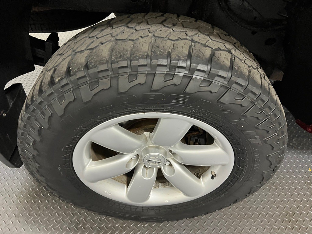2015 Nissan Titan Image 16
