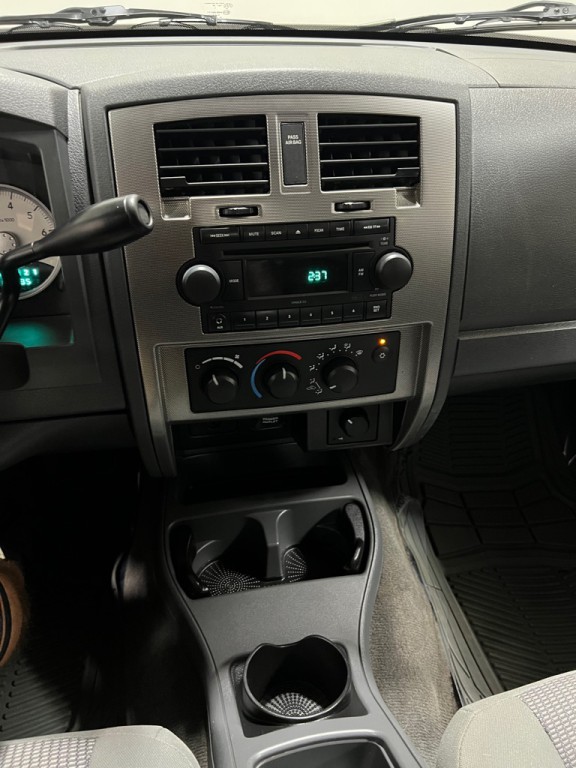 2007 Dodge Dakota Image 7