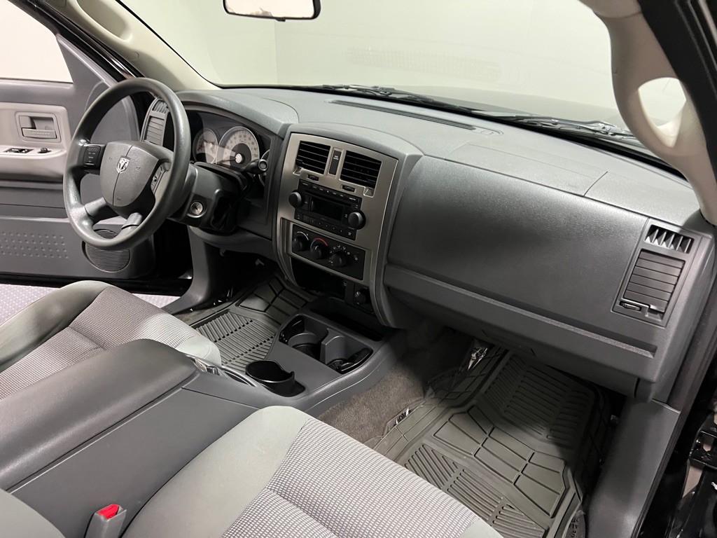 2007 Dodge Dakota Image 13