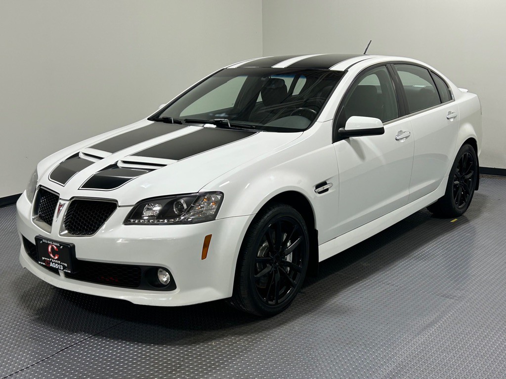 2008 Pontiac G8 Image 1