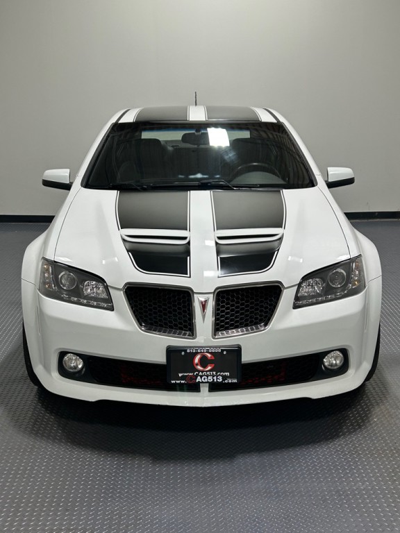 2008 Pontiac G8 Image 3