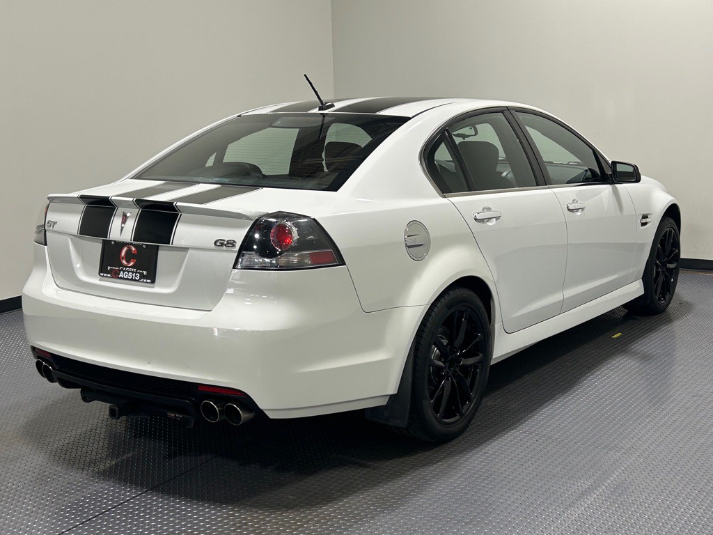 2008 Pontiac G8 Image 5
