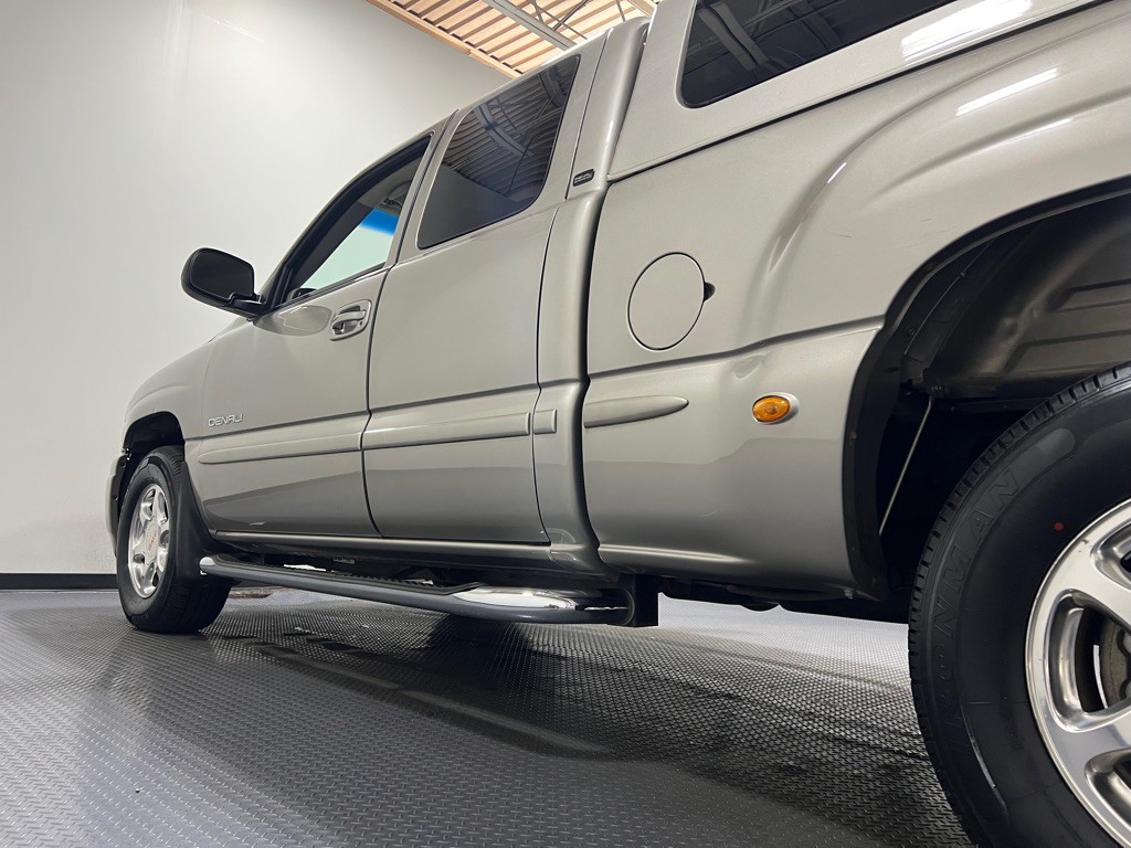 2002 GMC Sierra Image 21