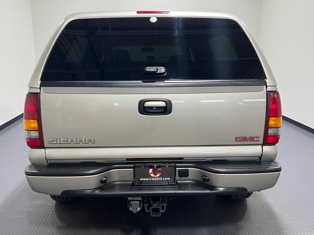 2002 GMC Sierra Image 24