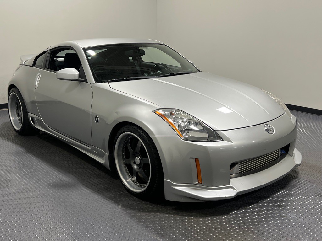2004 Nissan 350Z Image 4