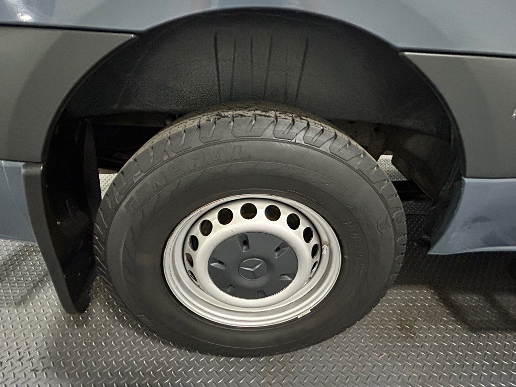 2019 Mercedes-Benz Sprinter Image 19