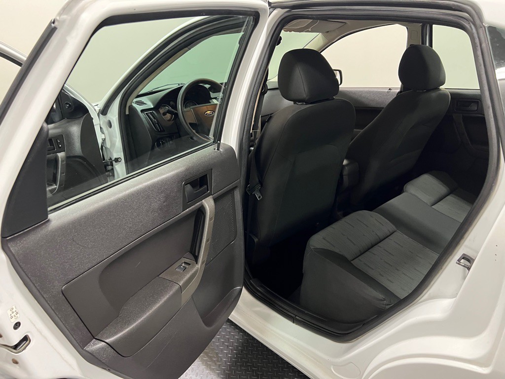 2008 Ford Focus Image 9