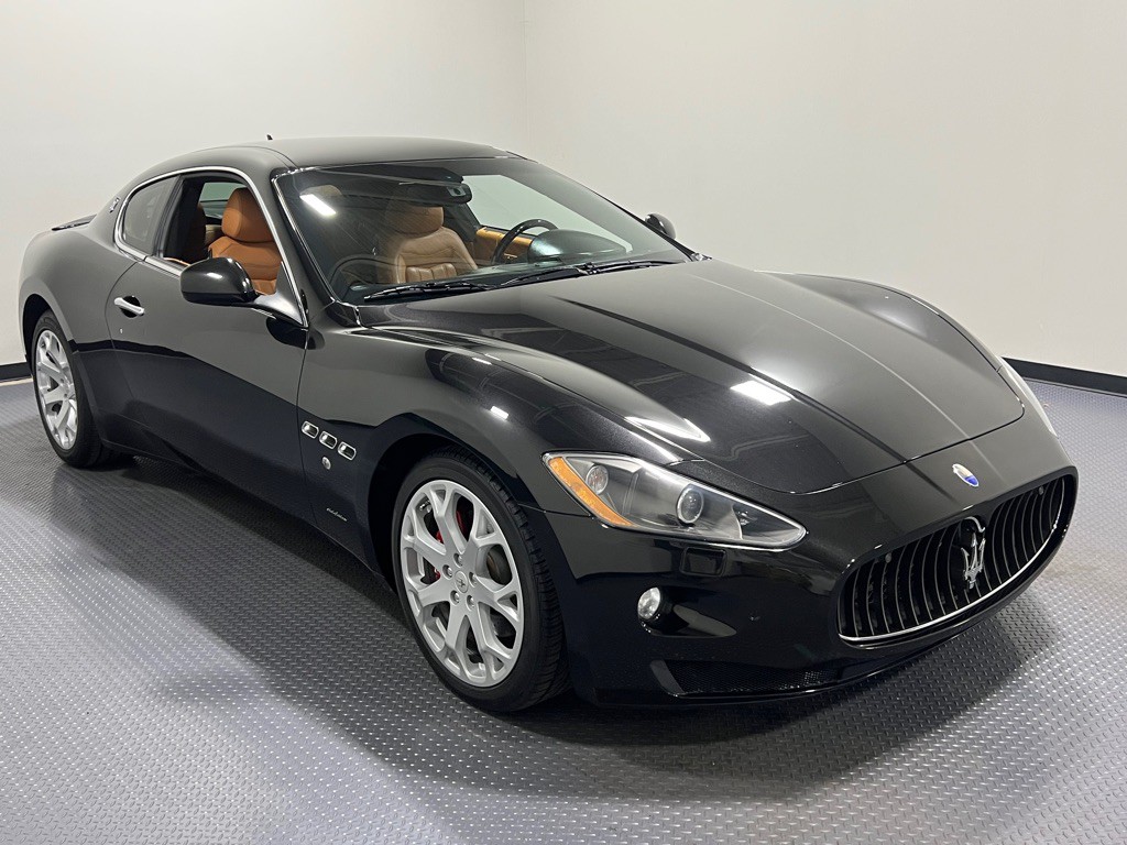 2011 Maserati GranTurismo Image 4