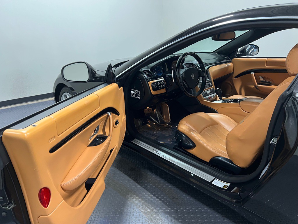 2011 Maserati GranTurismo Image 8