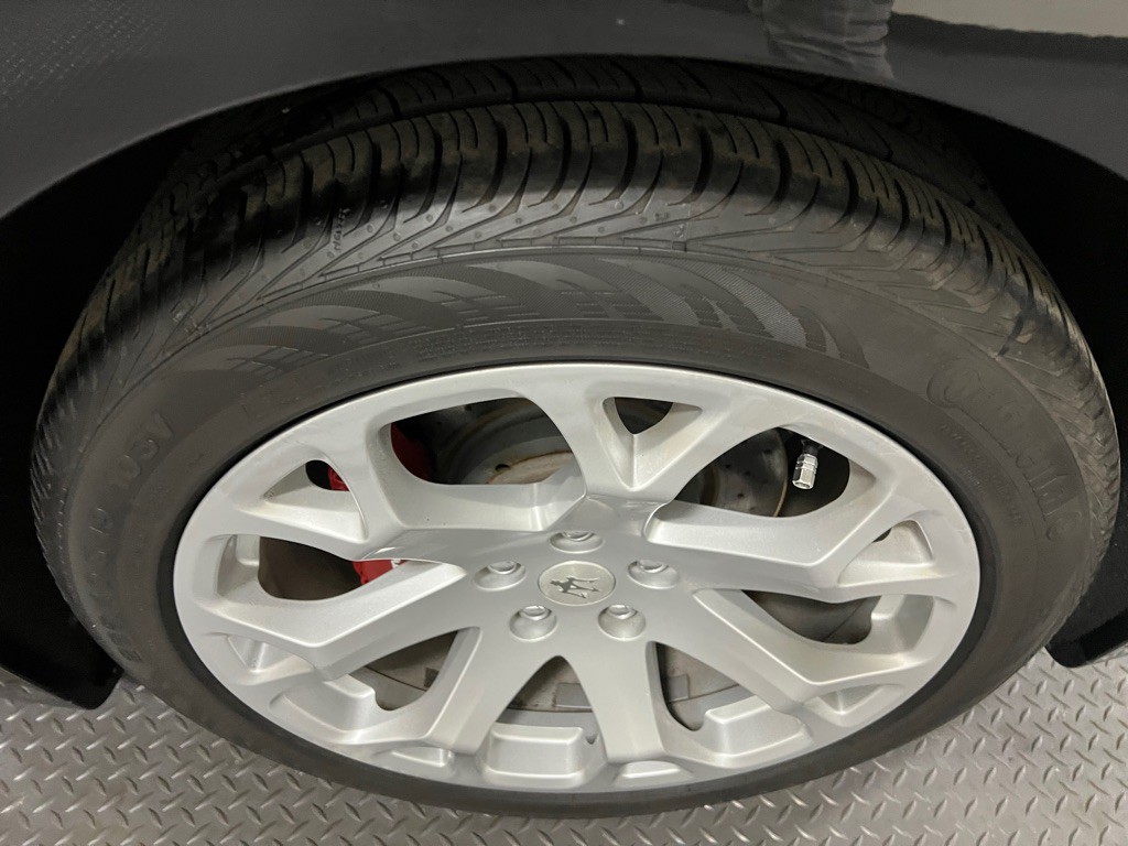 2011 Maserati GranTurismo Image 16