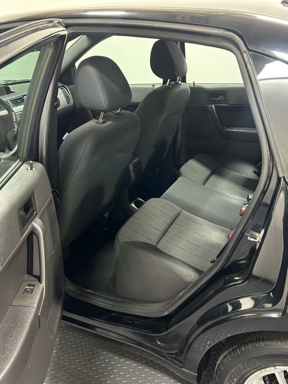 2009 Ford Focus Image 9