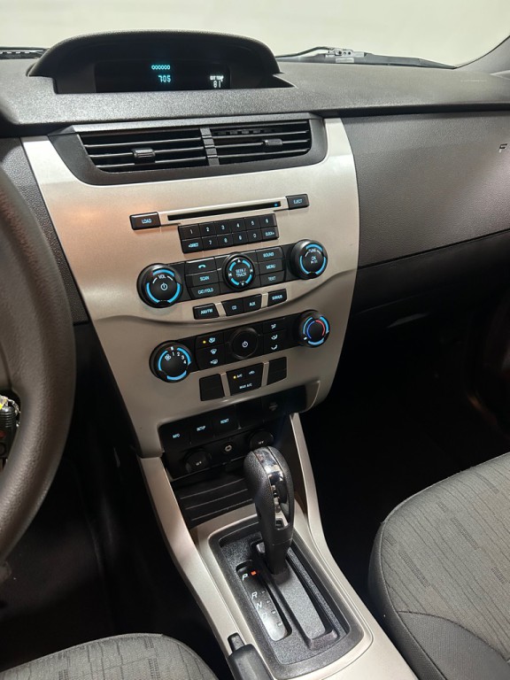 2009 Ford Focus Image 13