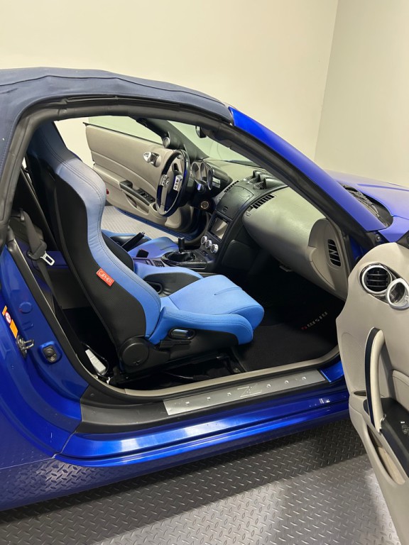2006 Nissan 350Z Image 13