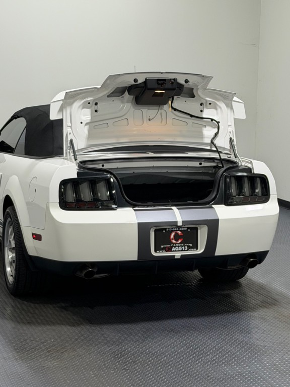 2007 Ford Mustang Image 11