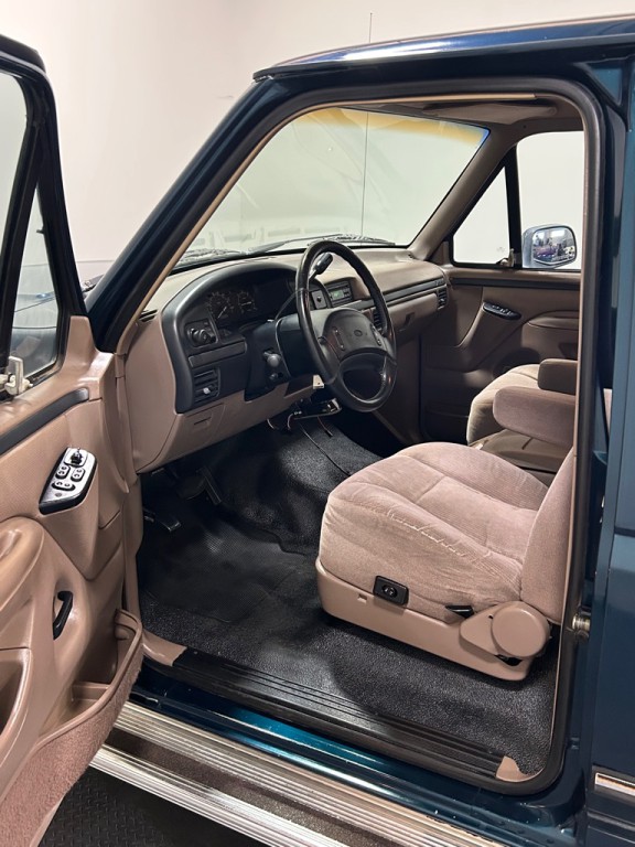 1996 Ford F-250 Image 8