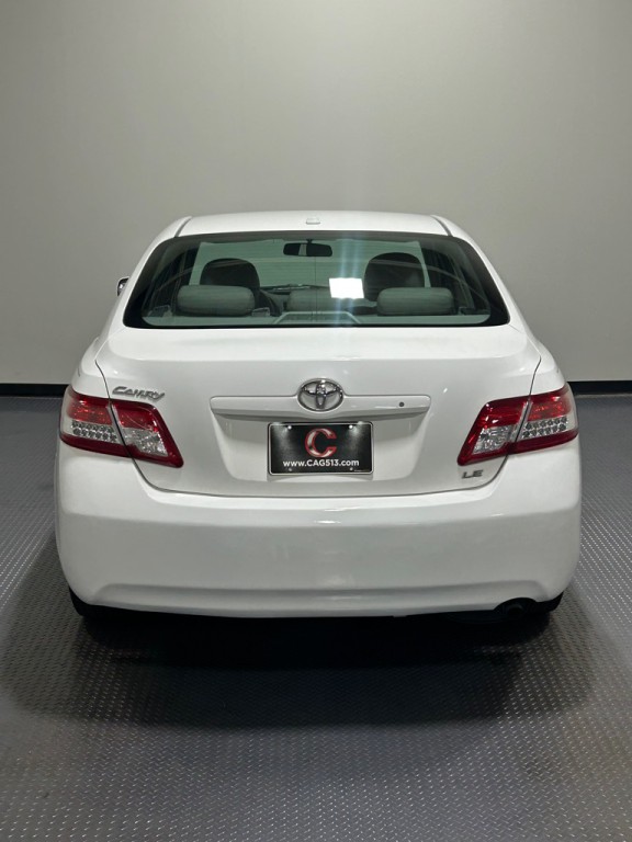 2010 Toyota Camry Image 6