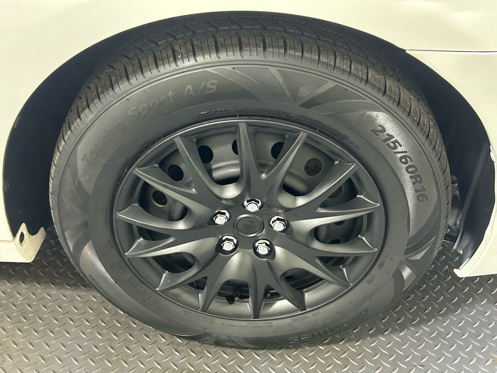 2010 Toyota Camry Image 18