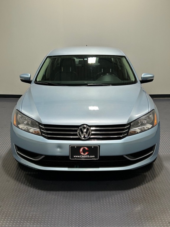 2013 Volkswagen Passat Image 3