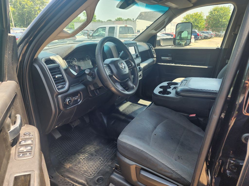 2019 RAM 5500 Image 2