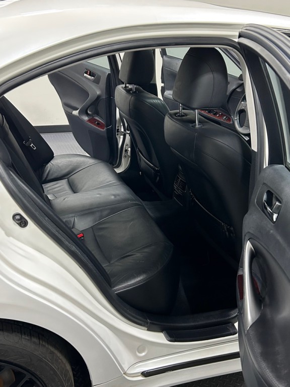 2008 Lexus IS Image 10
