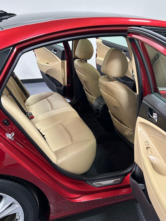 2012 Hyundai Sonata Image 10