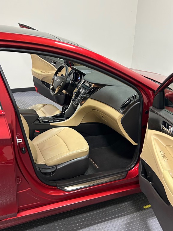 2012 Hyundai Sonata Image 11