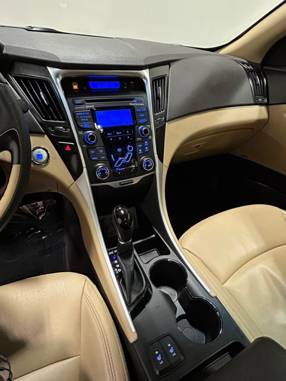 2012 Hyundai Sonata Image 13