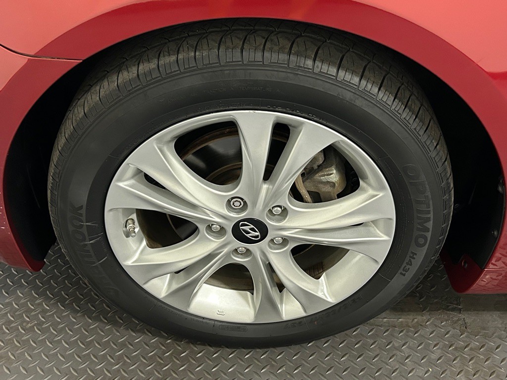 2012 Hyundai Sonata Image 21