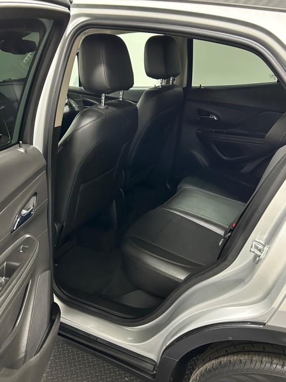 2017 Buick Enclave Image 9