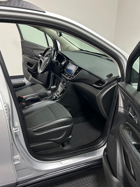 2017 Buick Enclave Image 11