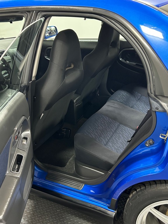 2002 Subaru Impreza Image 9